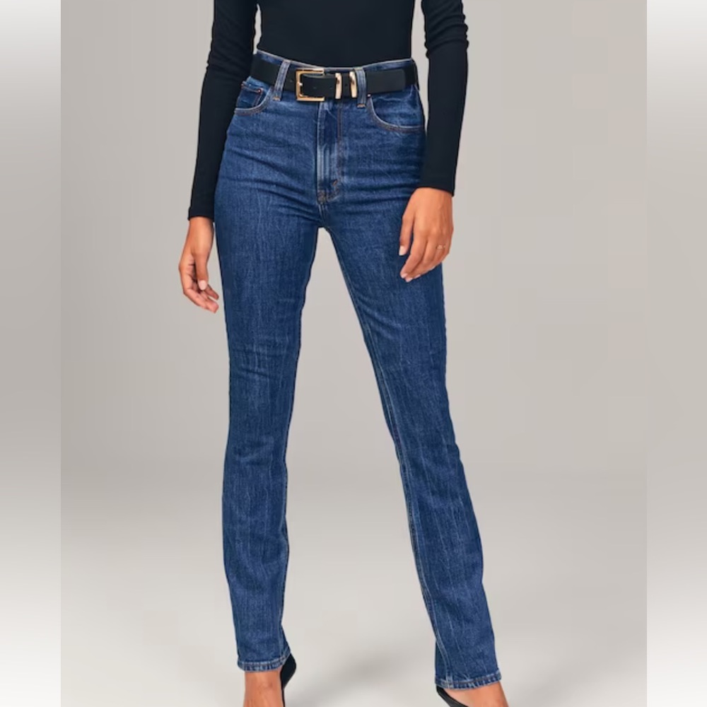 Curve Love Ultra High Rise 90s Slim Straight Jean